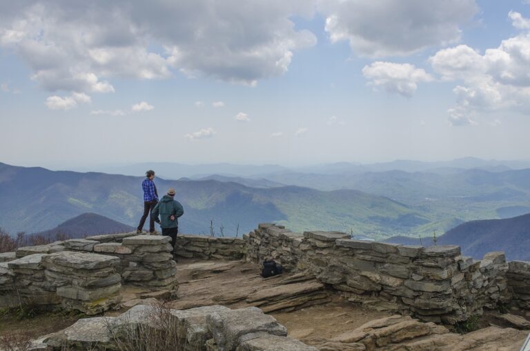 Road Trip Along The Blue Ridge Parkway (Appalachian Highlands)